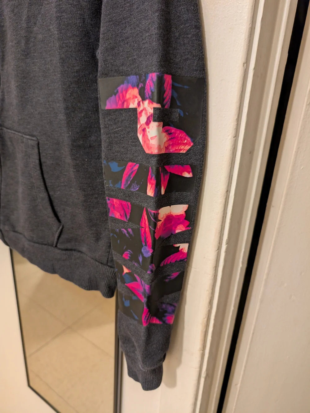 PINK Victorias Secret size medium